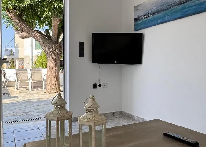 Agia Anna Horizon דירה